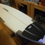 INSPIRE SURFBOARDS & FCS 『REACTOR』