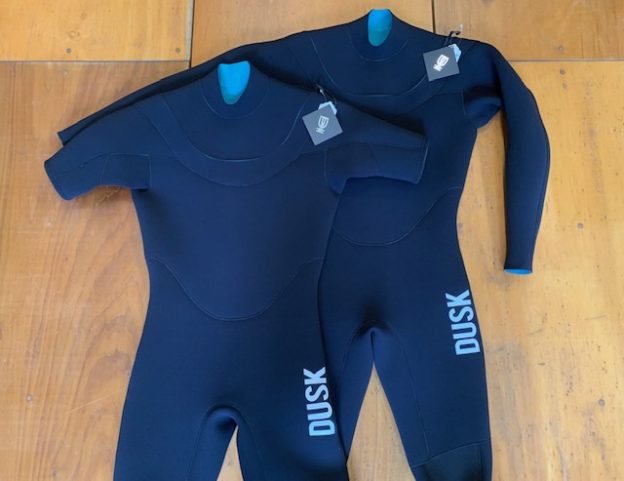 Dusksuits HYBRID U-ZIP | サーフィンスクール 千葉市稲毛のサーフィン